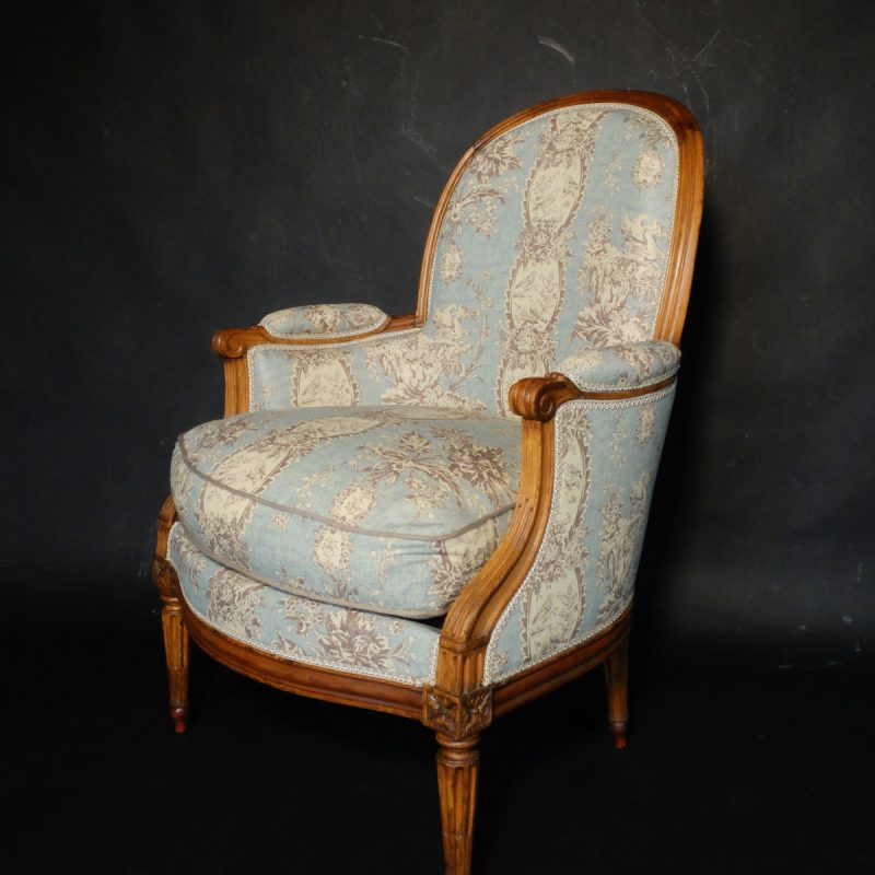 Bergère Louis XVI estampillée Chevigny